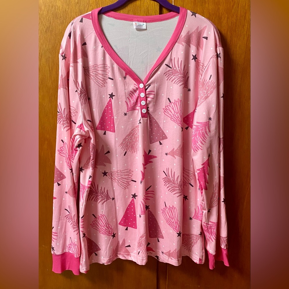 Shirley & Stone Boutique Holiday Pajamas NWOT - Picture 5 of 16